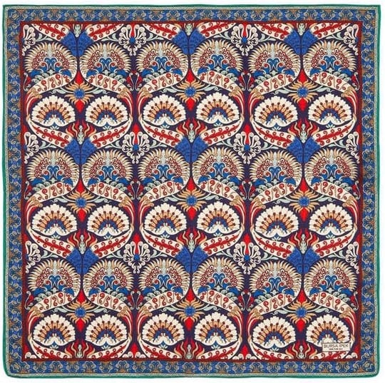 Lacivert Kırmızı Tavuskuşu Desen Mendil