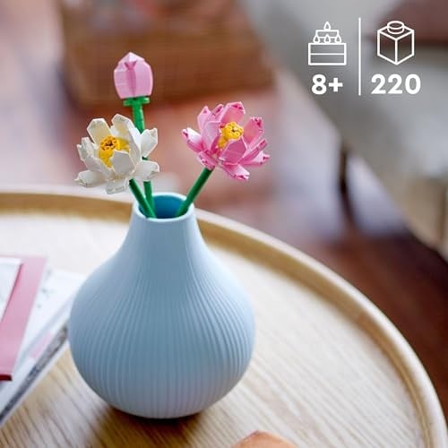 LEGO Botanicals Lotus Çiçekleri 40647 – 8 Yaş ve Üzeri Çocuklar için 2 Tam Açmış Lotus Çiçeği ve 1 Tomurcuk İçeren Yaratıcı Oyuncak Yapım Seti, Çocuklar için Dekoratif Çiçek Hediye Fikri (220 Parça)