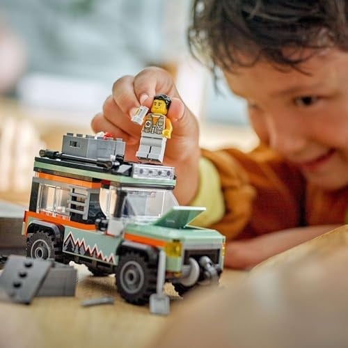 LEGO City 4x4 Arazi Dağ Arabası 60447-6 Yaş ve Üzeri Çocuklar için Yaratıcı Oyuncak Yapım Seti, Doğum Günü Hediyesi (221 Parça)