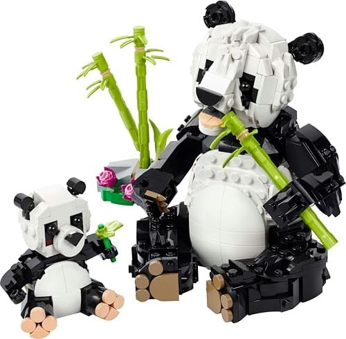LEGO Creator 3’ü 1 Arada Vahşi Hayvanlar: Panda Ailesi 31165-8 Yaş ve Üzeri Çocuklar için Orka veya Penguene Dönüşen Oyuncak Yapım Seti, Doğum Günü Hediyesi (626 Parça)