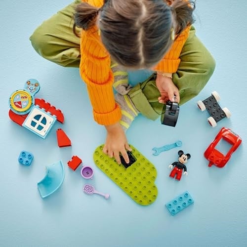 LEGO DUPLO Disney Mickey Fare’nin Kulüp Evi ve Arabası 10454 | 2 Yaş ve Üzeri Çocuklar için Mickey Fare ve Toodles Figürleri İçeren Eğitici Oyuncak Yapım Seti, Hediye Fikri (27 Parça)