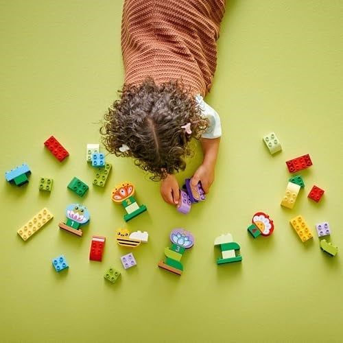 LEGO DUPLO Town Yaratıcı Bahçe ve Çiçekler 10444 | 2 Yaş ve Üzeri Okul Öncesi Çocuklar için 4 Hayvan Karakter İçeren Eğitici ve Yaratıcı Oyuncak Yapım Seti (45 Parça)