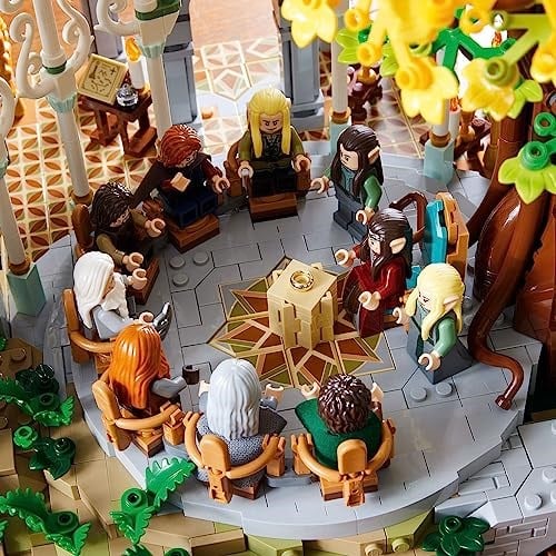 LEGO Icons YÜZÜKLERİN EFENDİSİ: RIVENDELL 10316 - Yetişkinler için Hediye Fikri, Frodo, Sam, Bilbo Baggins, Boromir, Legolas ve Gri Gandalf Dahil 15 Minifigür İçeren Model Yapım Seti (6167 Parça)