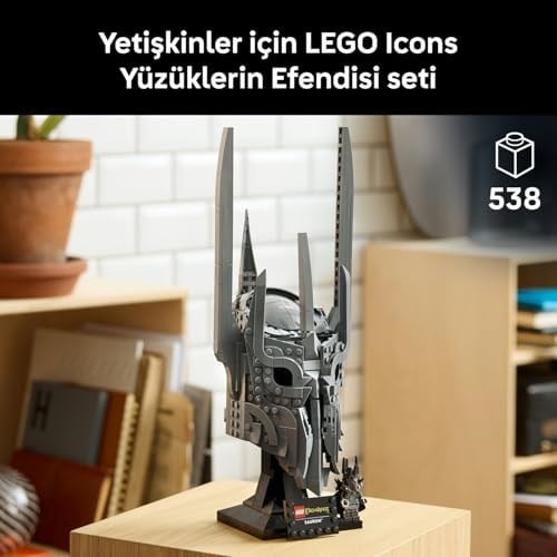 LEGO Icons Yüzüklerin Efendisi: Sauronun Miğferi 11373 | Yetişkinler için Minifigür ve Sergileme Standı İçeren Dekoratif Model Yapım Seti, Hediye Fikri (538 Parça)