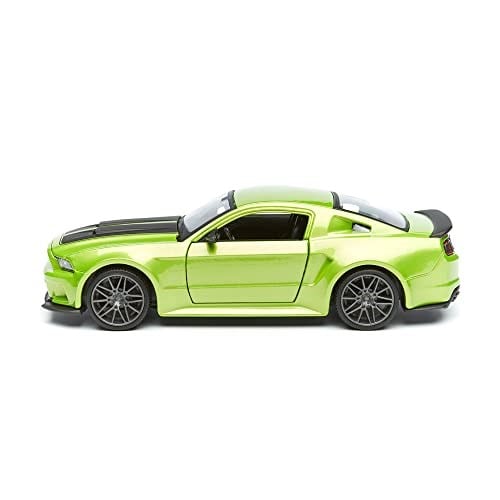 Maisto 531506 – 1: 24 Ford Mustang Street Racer 2014