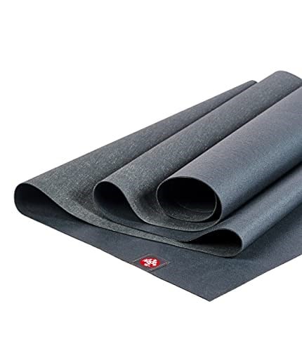 Manduka eko superlite yoga matı – 1,5 mm doğal kauçuk | katlanabilir ve seyahate uygun | yumuşak dokulu yüzey | çevre dostu