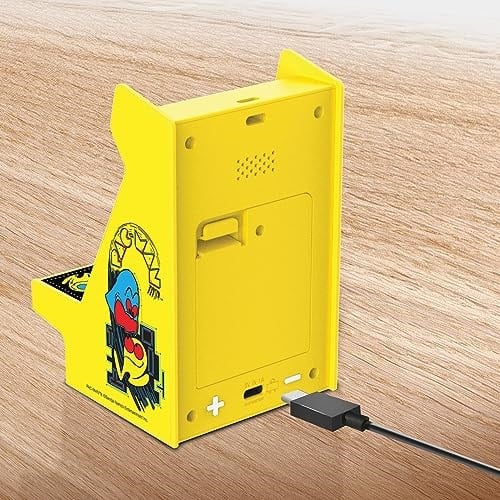 MY ARCADE 12CM PAC-MAN PORTABLE RETRO KONSOL