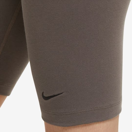 Nike Sportswear Essential Kadın Tayt CZ8526-004 XS