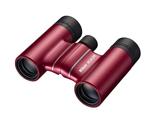 Nikon Aculon T02 8x21 dürbün (8li, 21 mm ön lens çapı), kırmızı