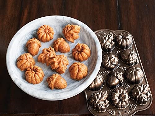 Nordic Ware Sonbahar Delights Cakelet Pan