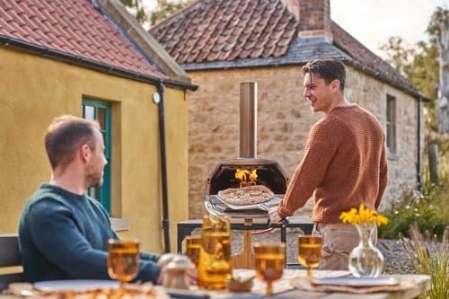 ooni Karu 16 Açık Hava Pizza Fırını, Çeşitli Yakıt Türleri ile Çalışabilir, Taşınabilir Açık Hava Pizza Fırını ile Arka Bahçede veya Ötesinde Pişir