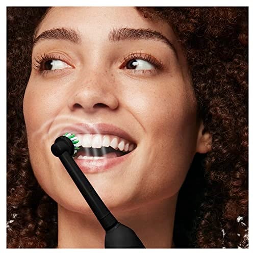 Oral-B Pro 790 elektrikli diş fırçası, derinlemesine temizlik için, 2 adet diş fırçası, siyah