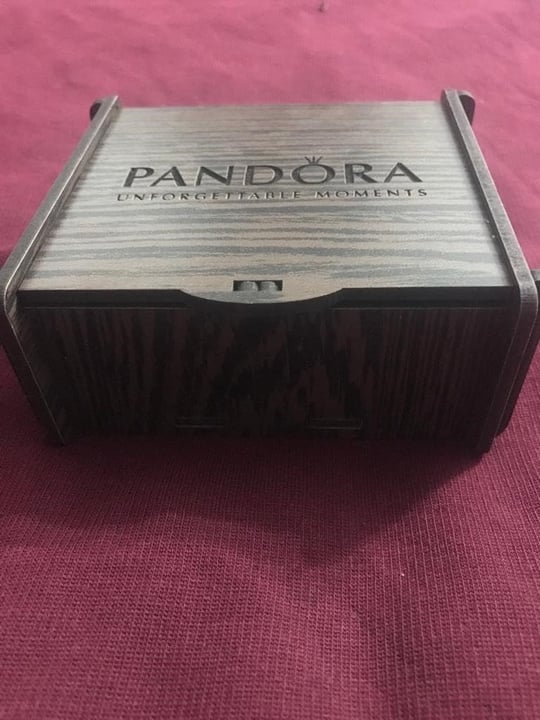 Pandora Tarz, Tarz, Mavi Taşlı Charm Bileklik, Ahşap Kutu Içerisinde