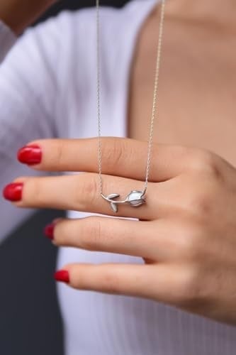 Papatya Silver 925 Ayar Gümüş Rodyum Kaplama Beyaz Opal Taşlı Lale Kolye
