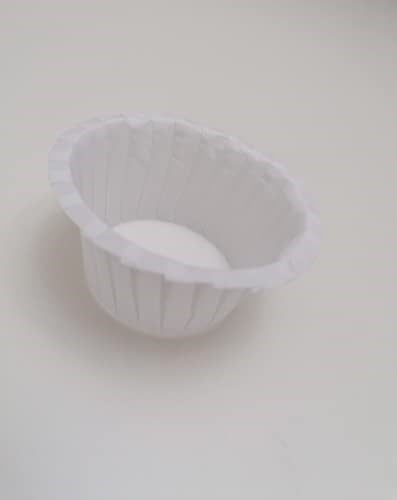 Pasti Beyaz Renk Muffin Pişirme Kek Kağıt Kalıbı İki Yüz Adet (Renkli)
