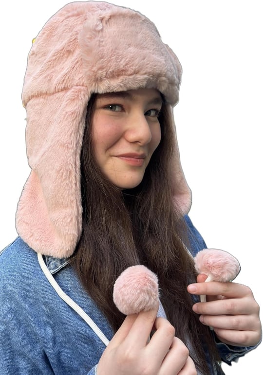 Pembe Peluş Ponponlu Pilot Şapka – Kışlık Kulaklıklı İpli Sıcak Tutan Yumuşak Kürk Şapka, Unisex Genç Model