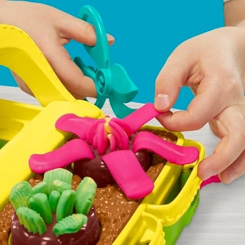 Play-Doh Blooming Flower Garden Oyun Seti | Doğa Temalı Rol Yapma ve Yaratıcı Oyun | 3 Yaş ve Üzeri Çocuklar İçin Sanat ve El İşi Seti