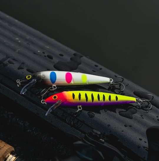 Rapala Husky Jerk Sahte Balığı - Bedenler: 100MM, 120MM, 140MM