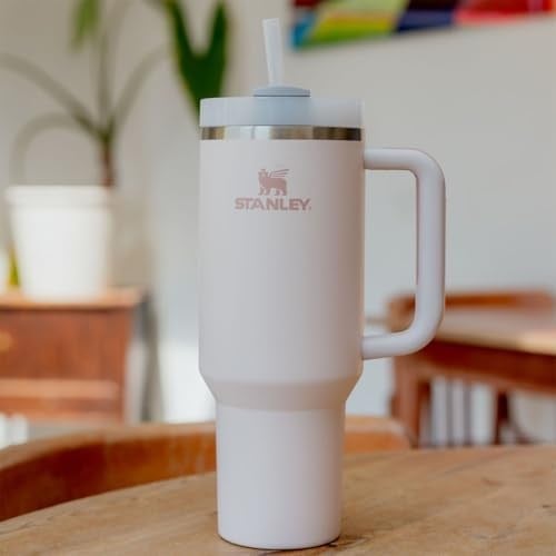 Stanley Quencher Pipetli Termos Bardak, 1.18 Litre, Pembe Kuvars (Rose Quartz)