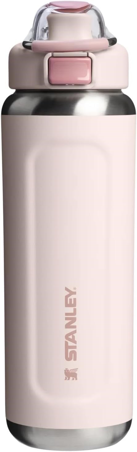 Stanley Wellspring Şişe 0,7 L - 12 Saat Soğuk - 40 Saat Buzlu - BPA İçermez - Geri Dönüşümlü Paslanmaz Çelik - Sızdırmaz - Bulaşık Makinesinde Yıkanabilir - Gül Kuvars | 12 saat soğuk, 40 saat buzlu, 