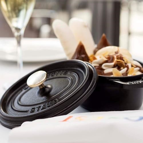 STAUB 40500-101-0 Mini Güveç, yuvarlak kapaklı 10 cm, 0,25 L, indüksiyona uygun, mat siyah emaye kap içi, siyah