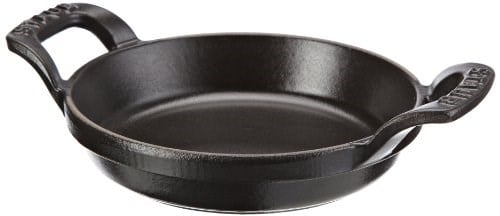 Staub Mini Güveç Tenceresi (Güveç Tenceresinin İçi Mat Siyah Emaye Kaplıdır) Siyah - Seçenekler: 12 cm, 15 cm, 15 x 11 cm, Yuvarlak, Oval, Dikdörtgen