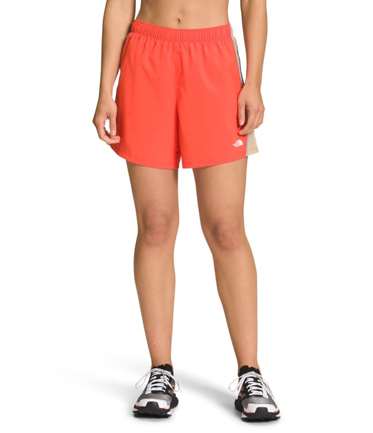 The North Face W ELEVATION SHORT Kadın Şort NF0A82OMLV31 Siyah Beyaz SHTM