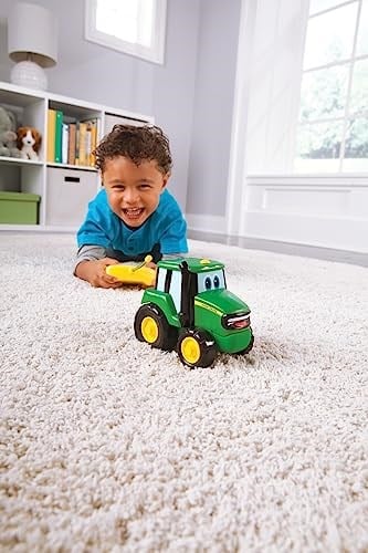 Tomy JD RC John Deere Uzaktan Kumandalı Traktör - Seçenekler: Uzaktan kumandalı Johnny, Johnny Traktör, Eğitim ve Eğlence