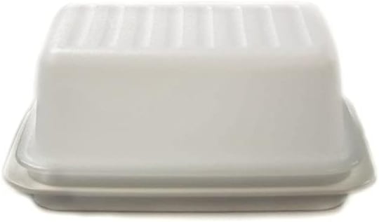 Tupperware Tereyağı kabı Butterschatz beyaz C21 Butterschatz buzdolabı