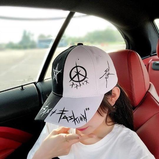 Valkyrie Trucker Şapka Unisex Metal Tokalı Ayarlanabilir Beyzbol Siyah Beyaz