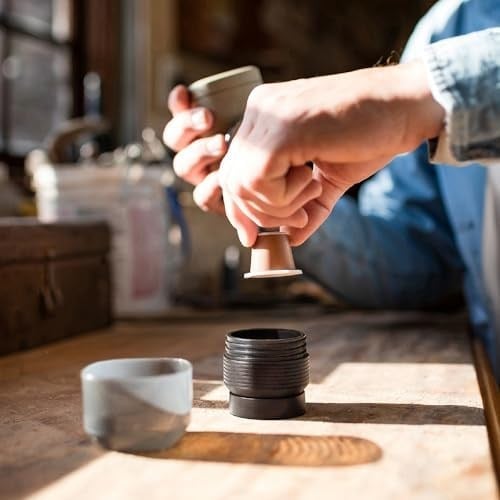 WACACO Minipresso NS2 Taşınabilir Espresso Makinesi, Minipresso NSnin Yeni Nesli, Elle Çalışan Kahve Makinesi, Nespresso Orijinal Kapsülleri ve Uyumluları ile Uyumlu (NS Kapsülleri)
