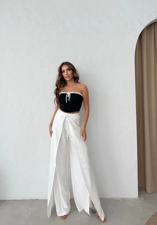ÖN BAĞLAMALI STRAPLEZ CROP SİYAH