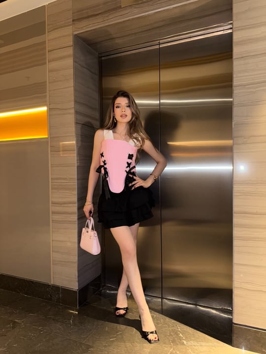 Askılı Fiyonk Detay Korse Pembe 2323