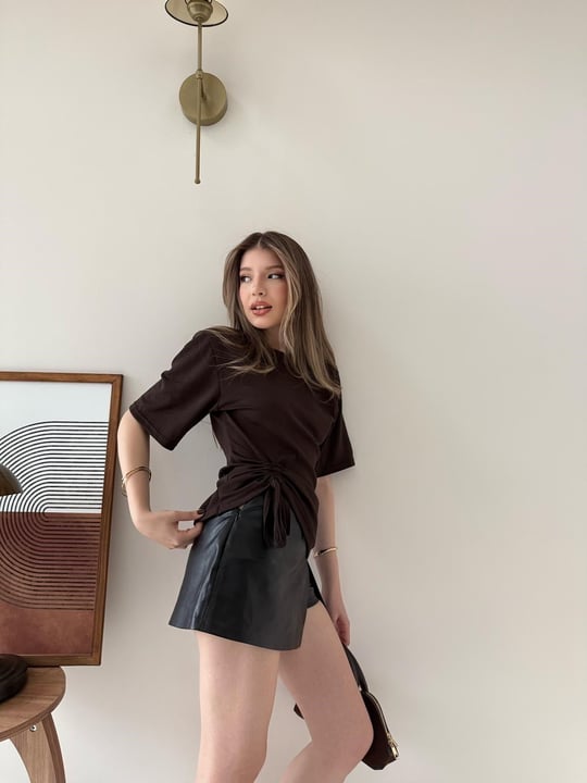 Bel Büzgülü Asimetrik Detay Modal Tişört Kahverengi 2186
