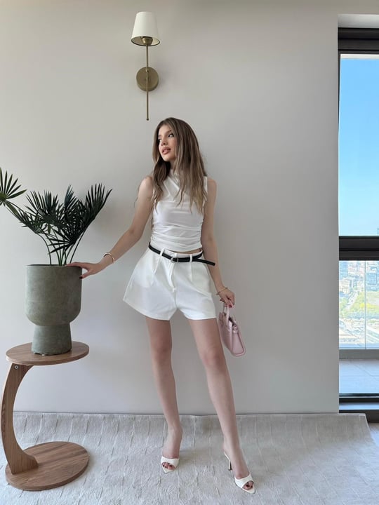 Bel Kemer Detay Double Kumaş Yüksek Bel Şort Beyaz 2228