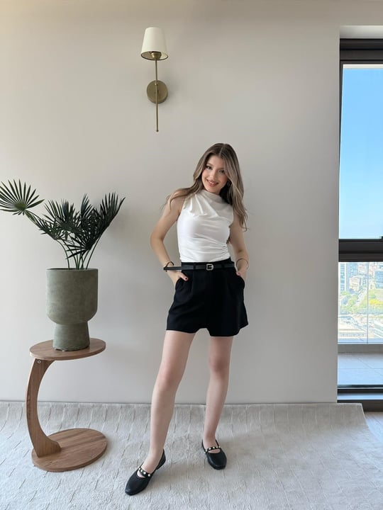 Bel Kemer Detay Double Kumaş Yüksek Bel Şort Siyah 2228