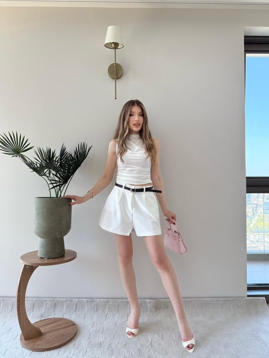 Bel Kemer Detay Double Kumaş Yüksek Bel Şort Beyaz 2228