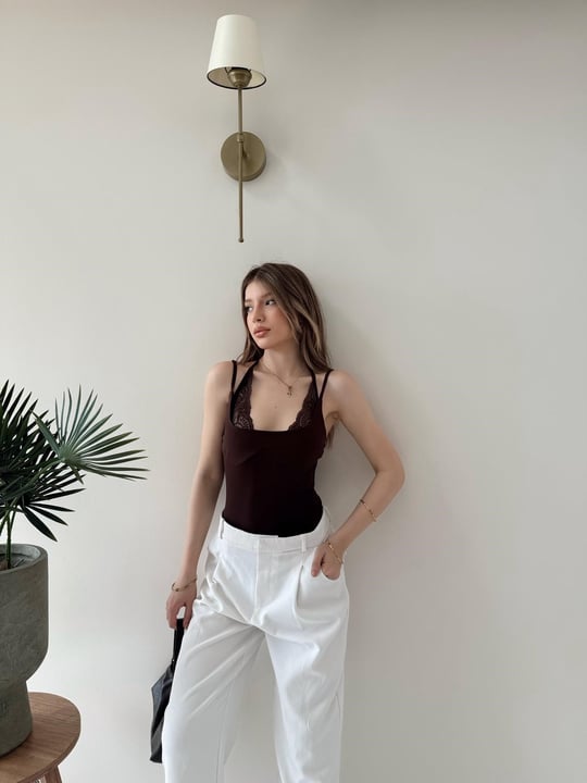 Boyundan Bağlamalı Dantel Detay Sırt Dekolte Bodysuit Acı Kahve 2149