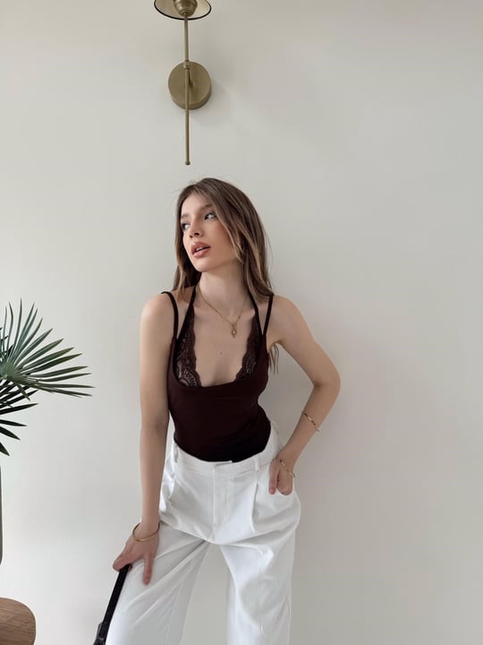 Boyundan Bağlamalı Dantel Detay Sırt Dekolte Bodysuit Acı Kahve 2149