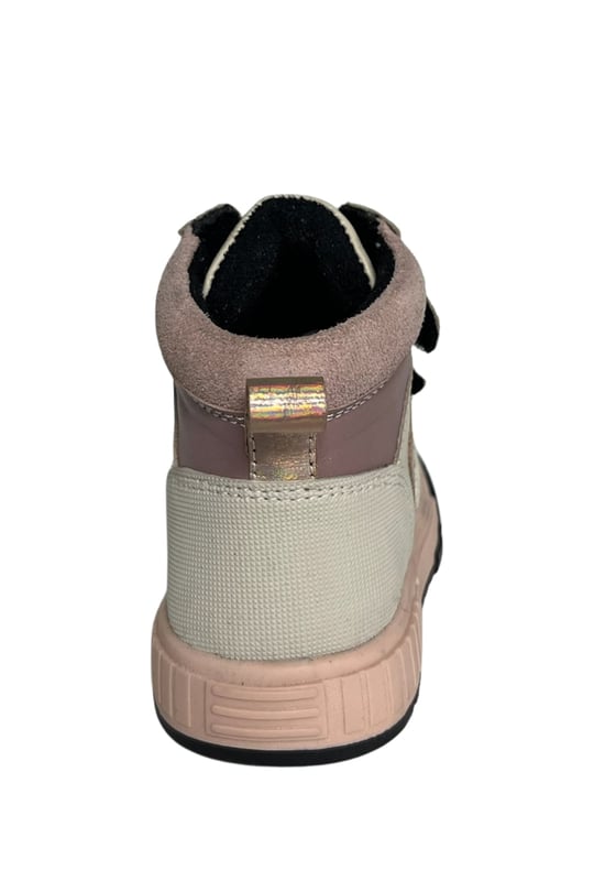 Kız Bebek Botu – Pudra Pembe-Krem Hakiki Deri, Anatomik Taban, çift cırt cırt bant, altın/metalik renkli çekme tab, holografik 'N' logo, açık pembe düz taban (21-25 Numara)şenler bebe world kids Ortopedik Çocuk Ayakkabısı