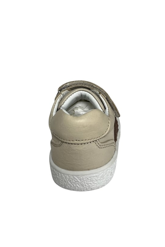 Unisex Bebek Günlük Ayakkabısı – Bej/Krem-Kahverengi Hakiki Deri, Anatomik Taban, cırt cırt bant, kahverengi dalga desen şerit, leopar deseni yok (düz) (19-22 Numara)şenler bebe world kids Ortopedik Çocuk Ayakkabısı