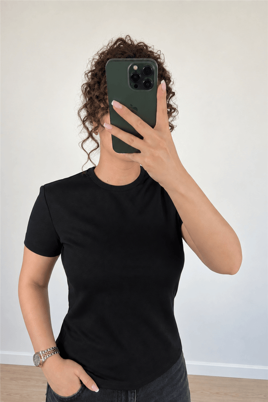 Siyah Bisiklet Yaka T-Shirt