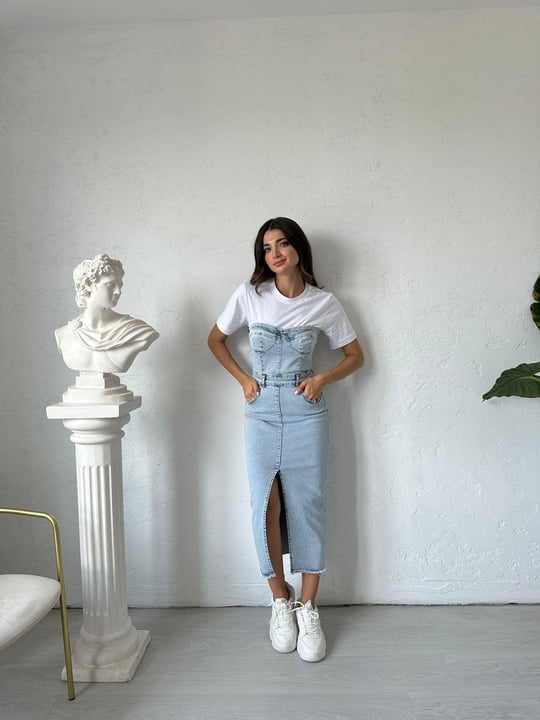 Denim Pinafore Dress Outfit