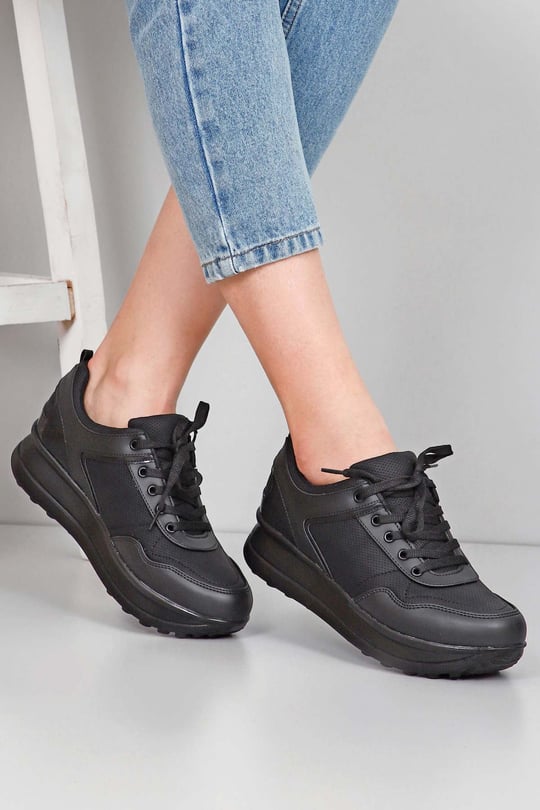 Gön Dolgu Taban Bağcıklı Spor Kadın Sneaker 34718