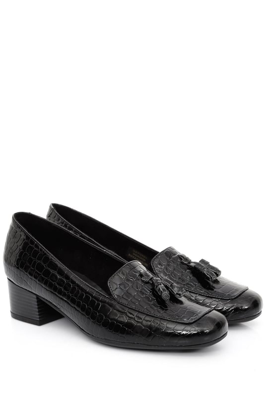 Gön Hakiki Deri Küt Burun Kısa Kalın Topuklu Püsküllü Kadın Ayakkabı 13313