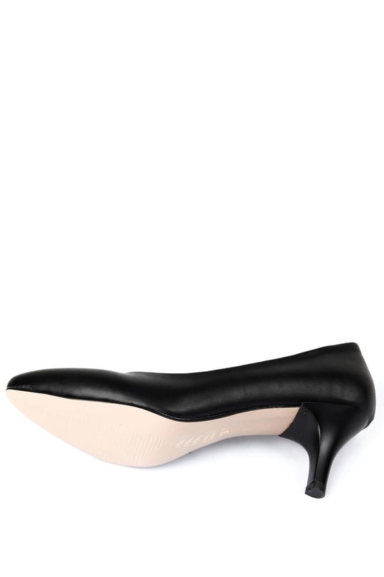Gön Sivri Burun Orta İnce Topuklu Stiletto Kadın Ayakkabı 37140