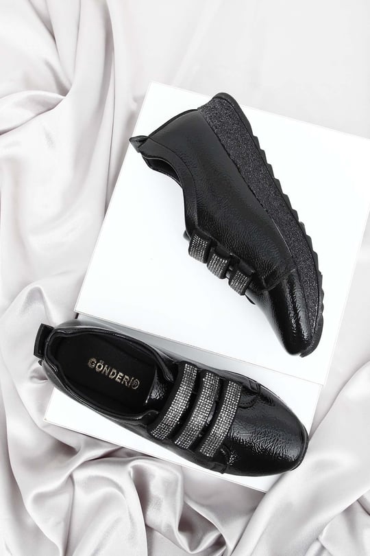 Gön Yuvarlak Burun Dolgu Topuk Taşlı  Kadın Sneaker 37850