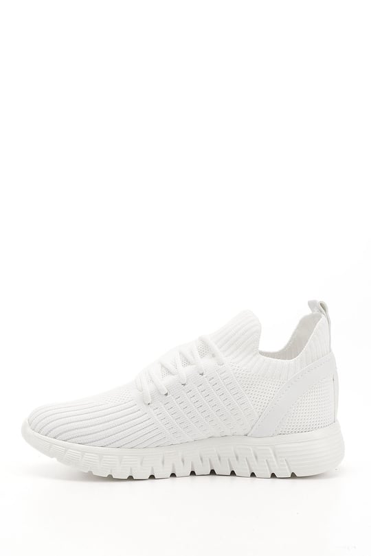 Kadın Beyaz Triko Bağcıklı Memory Foam Tabanlıklı Comfort Sneaker