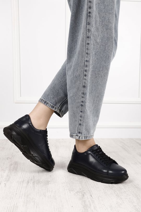 Kadın Lacivert Antik Bağcıklı Dolgu Taban Hakiki Deri Sneaker