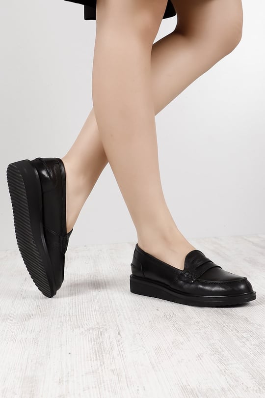 Kadın Siyah Dolgu Taban Hakiki Deri Loafer Ayakkabı